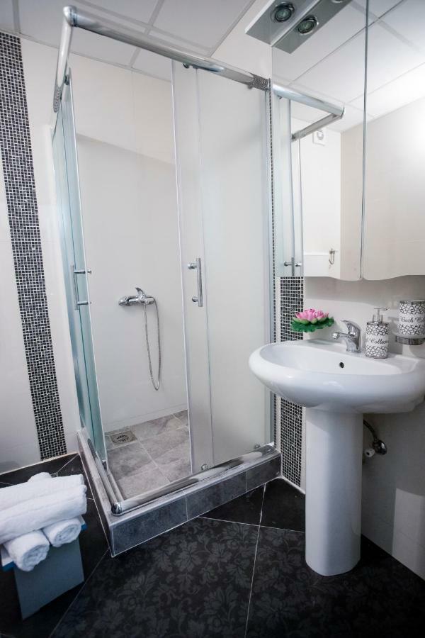 Venus Apartman Ni Kültér fotó