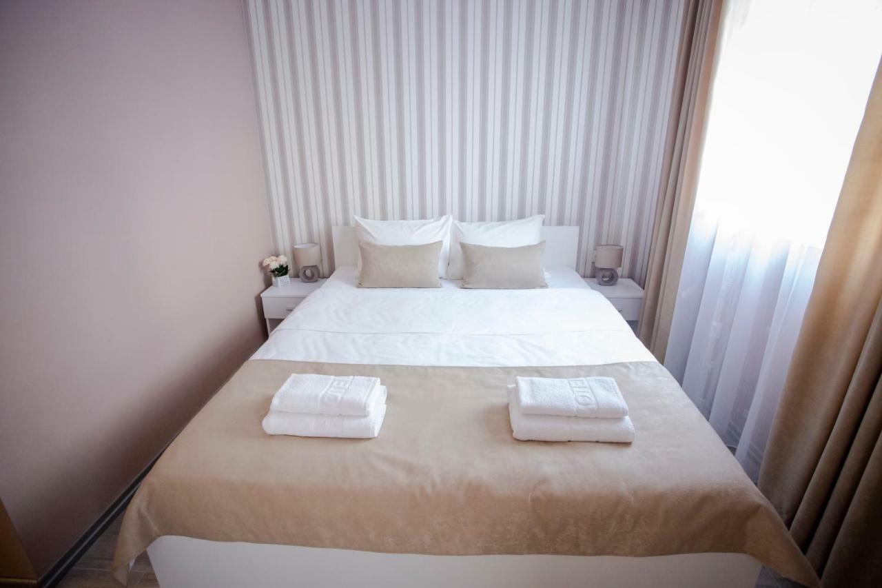 Venus Apartman Ni Kültér fotó